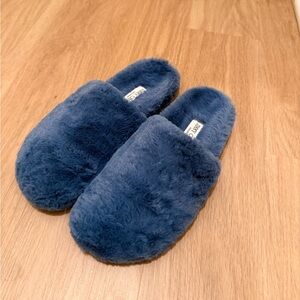 Jimmy Choo Faux Fur Slippers New Without Tag